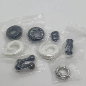 NWT ASSORTED EAR GAUGES